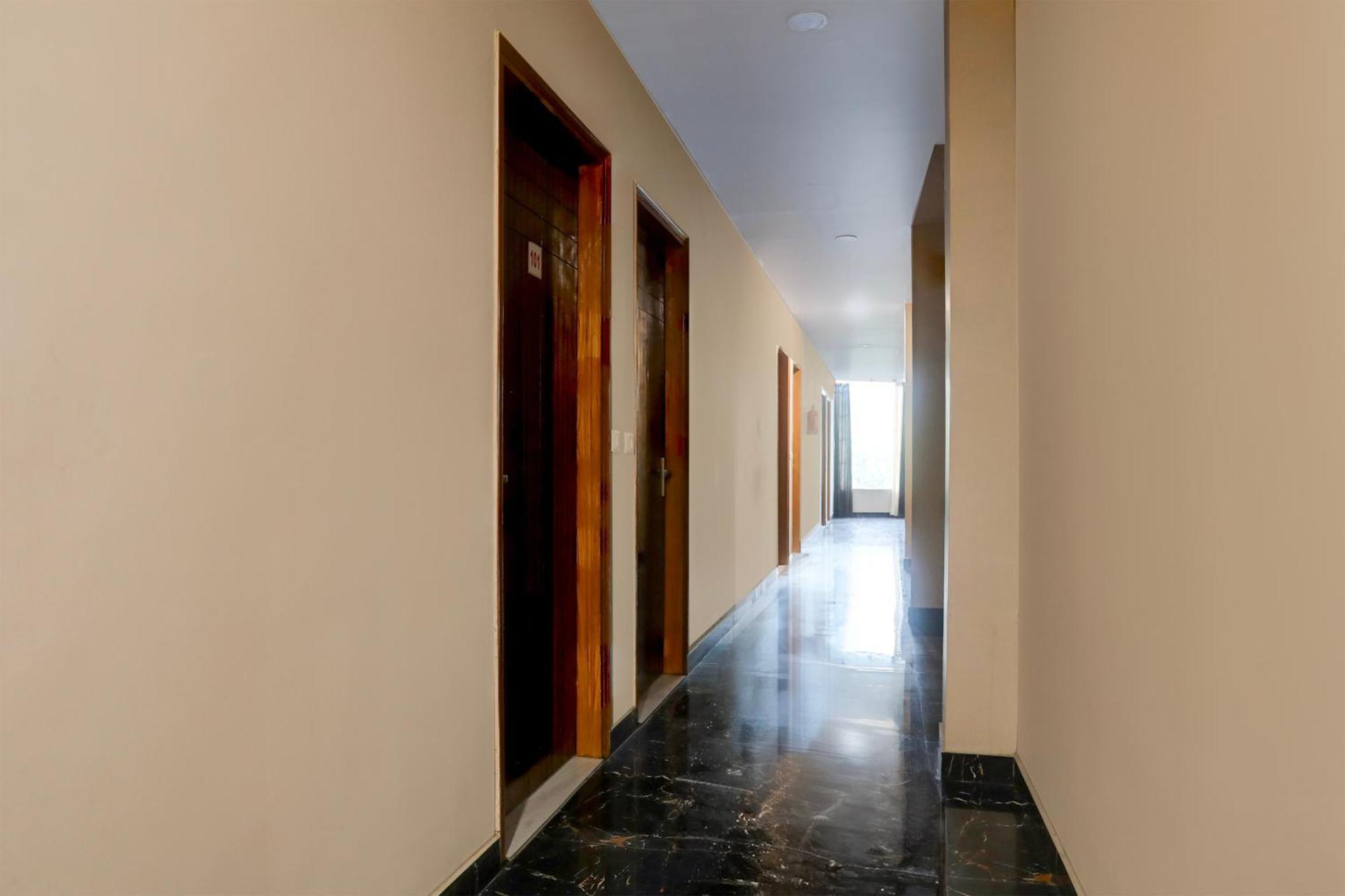 Hotel O Rana Hotel & Restaurant Meerut Exterior foto